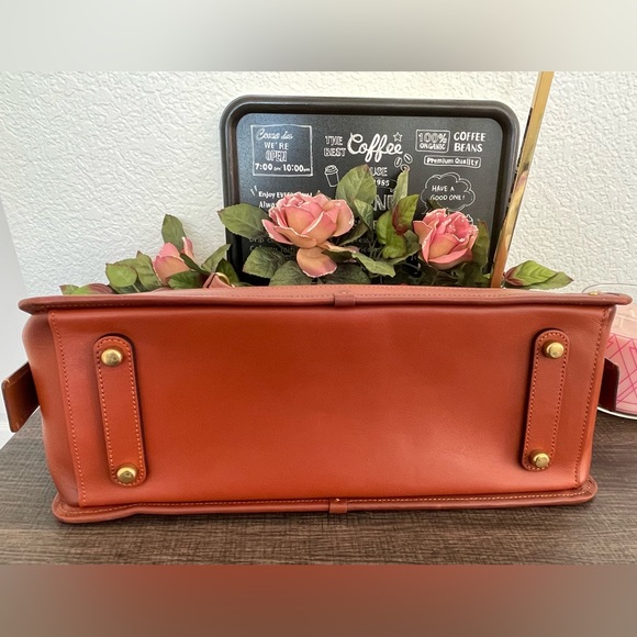 COACH Dreamer Vintage/Rare Handbag/Crossbody with Detachable Strap - Picture 12 of 13